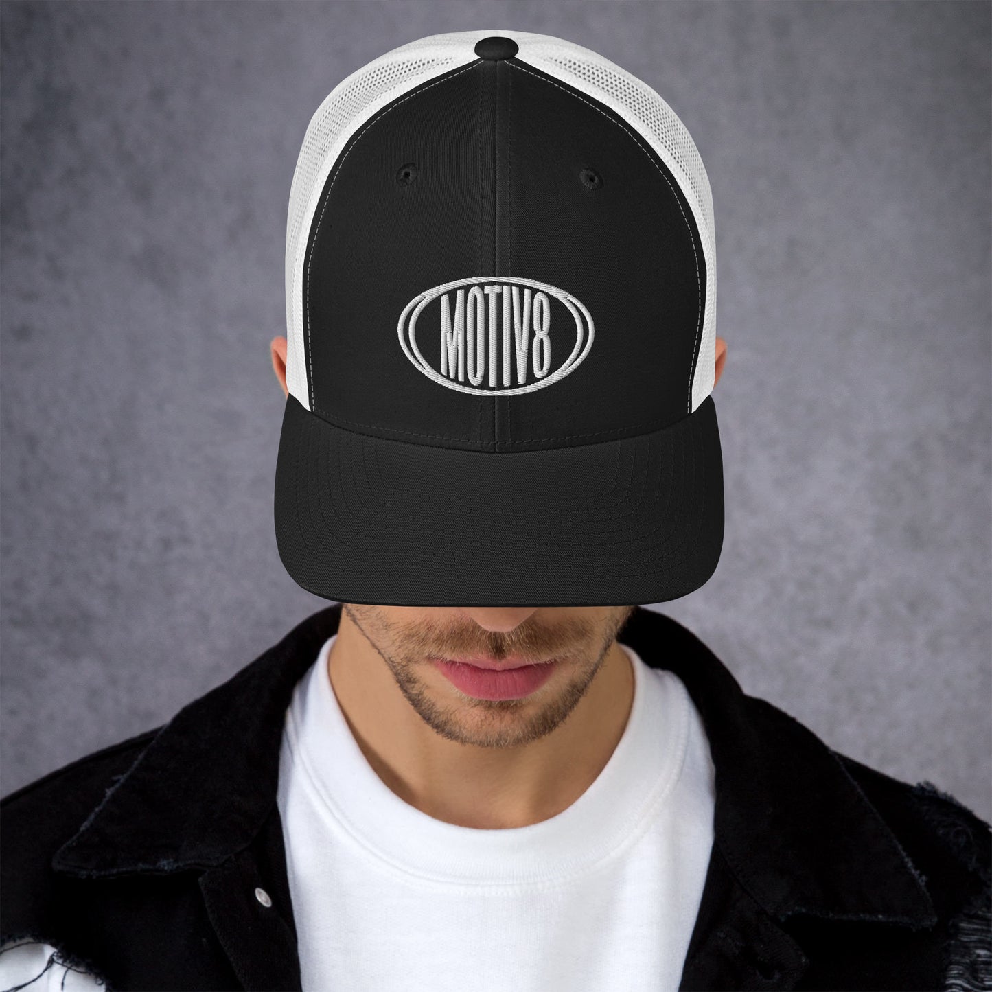 MOTIV8 Badge - Trucker Cap