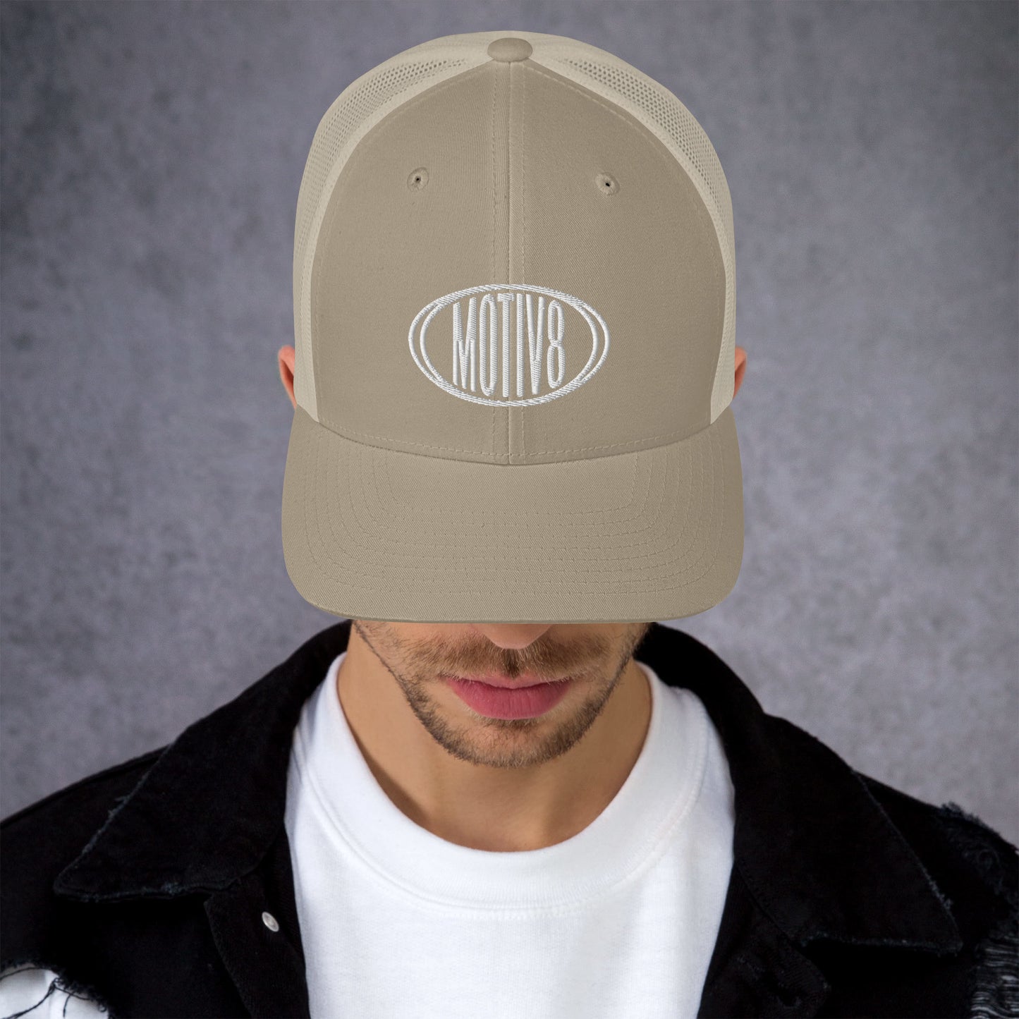 MOTIV8 Badge - Trucker Cap