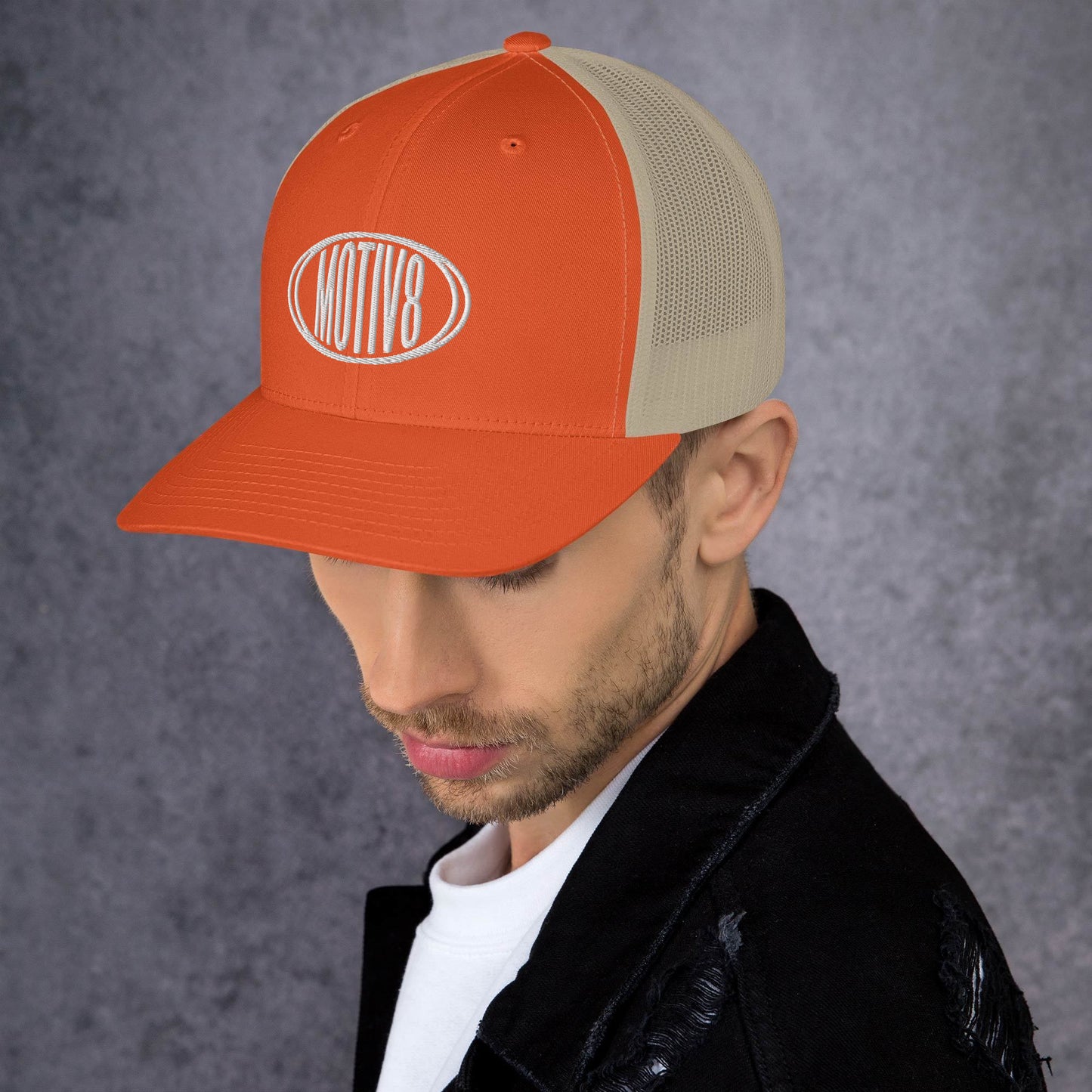 MOTIV8 Badge - Trucker Cap